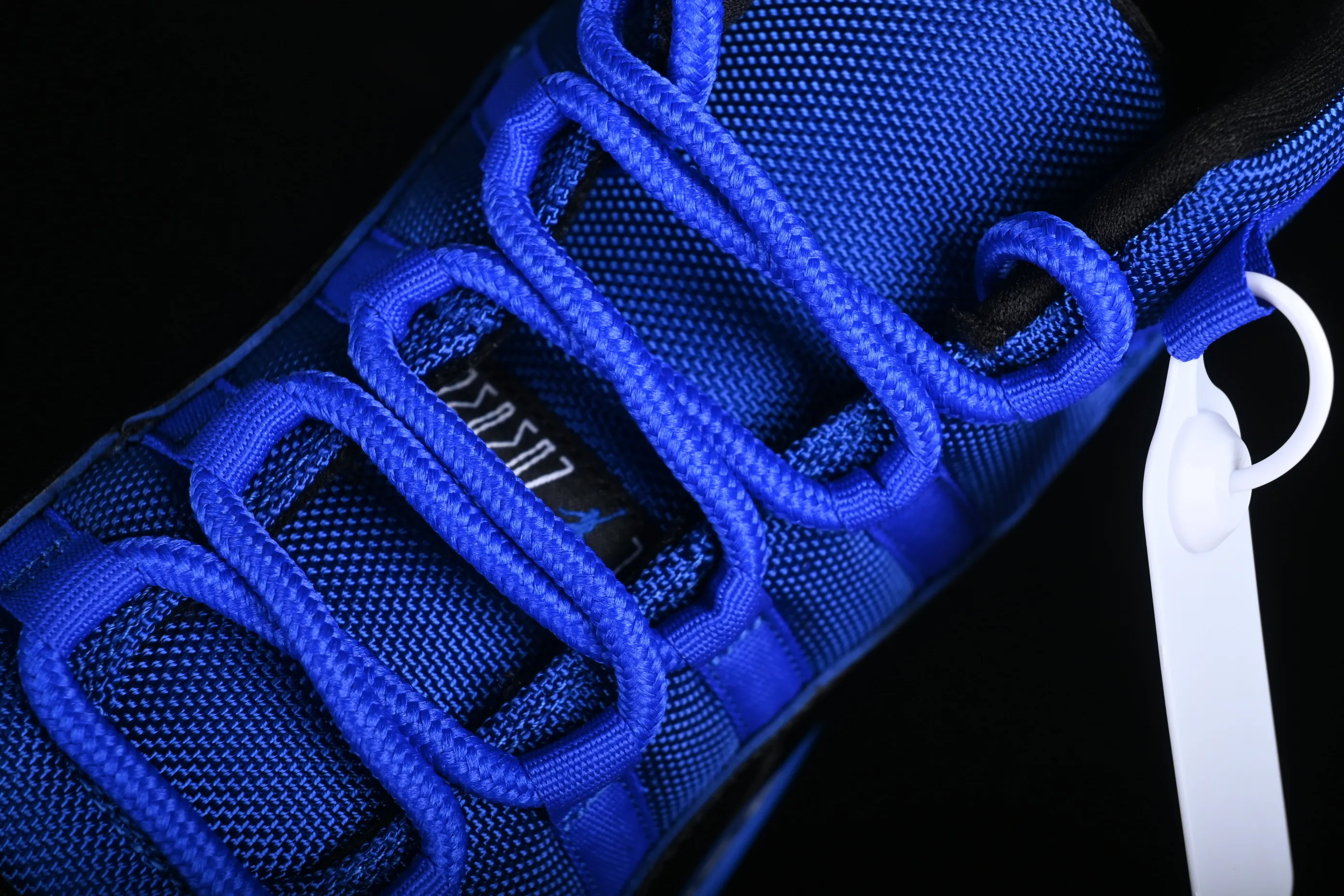 All categories Air Jordan Jordan series basketball shoes Air Jordan 11 Air Jordan 11 Retro AJ11 Joe 11 black and blue high-top basketball shoes CT8012-400
